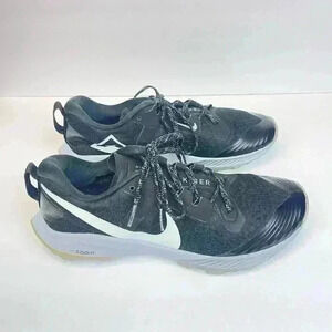 Nike Air Zoom Terra Kiger  Style AQ2220-001 Women’s Size 9.5